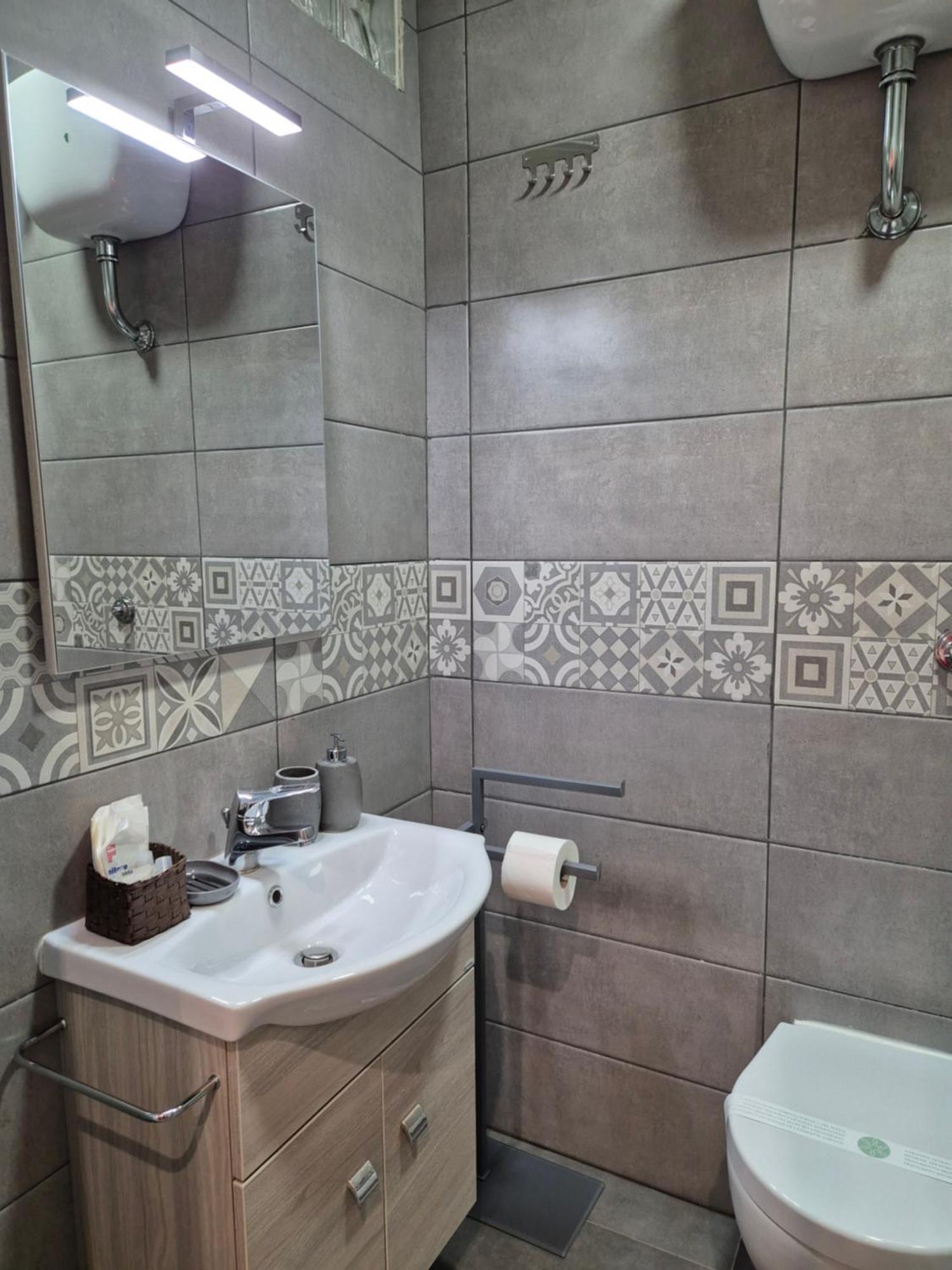 Clale Rooms Napoli Eksteriør billede